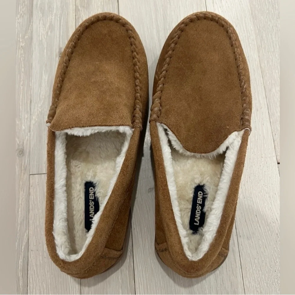 Lands' End Men's Fuzzy Lined Suede Moccasin Slippers English Tan Swede 9